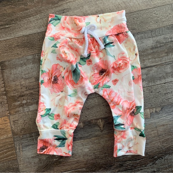 0-3 month Matching Set - Picture 4 of 6